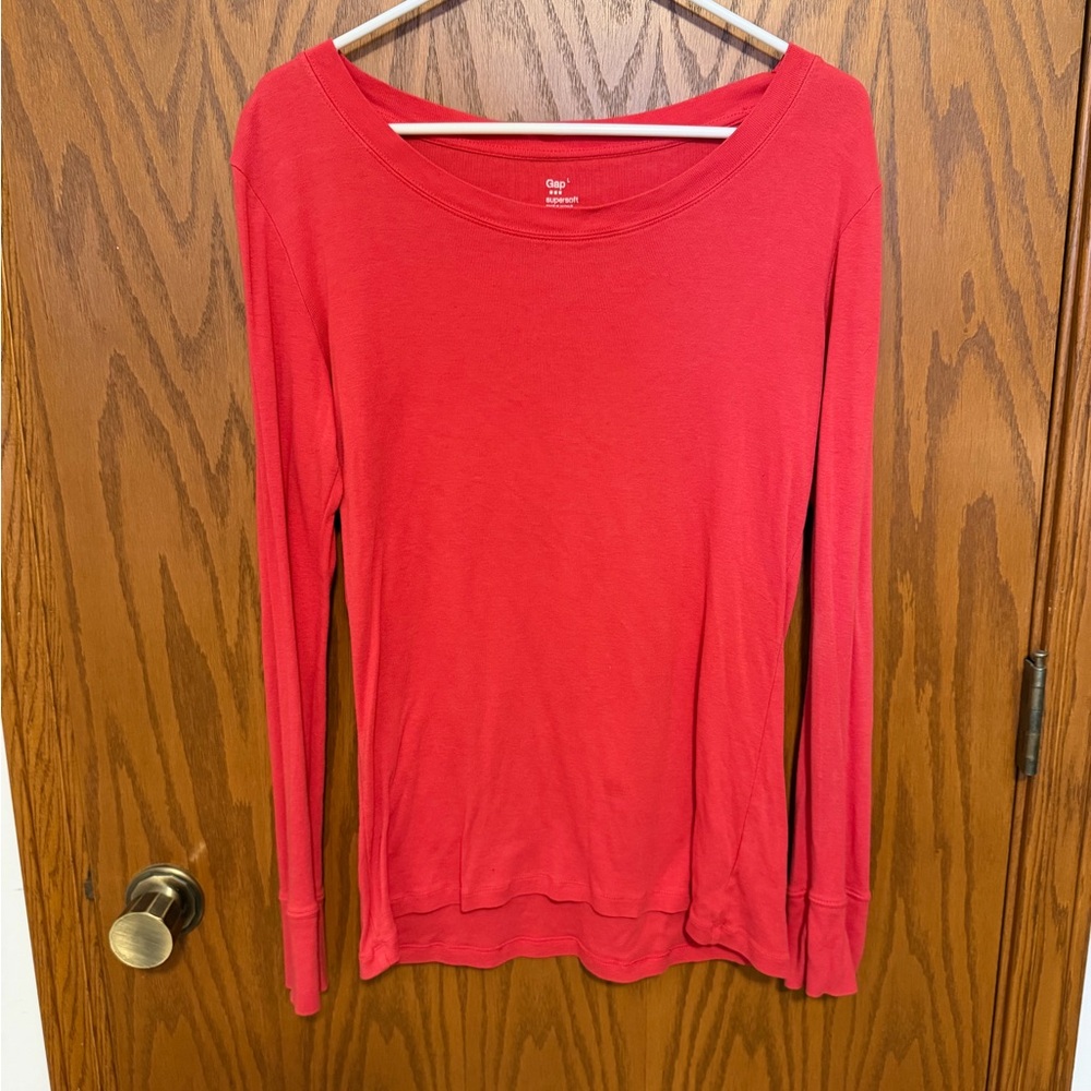 GAP Women's Red Long Sleeve Top
